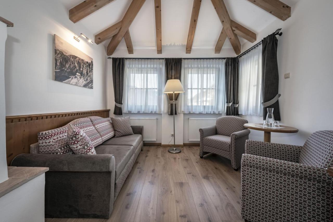 Hotel Dosses Tires Bagian luar foto