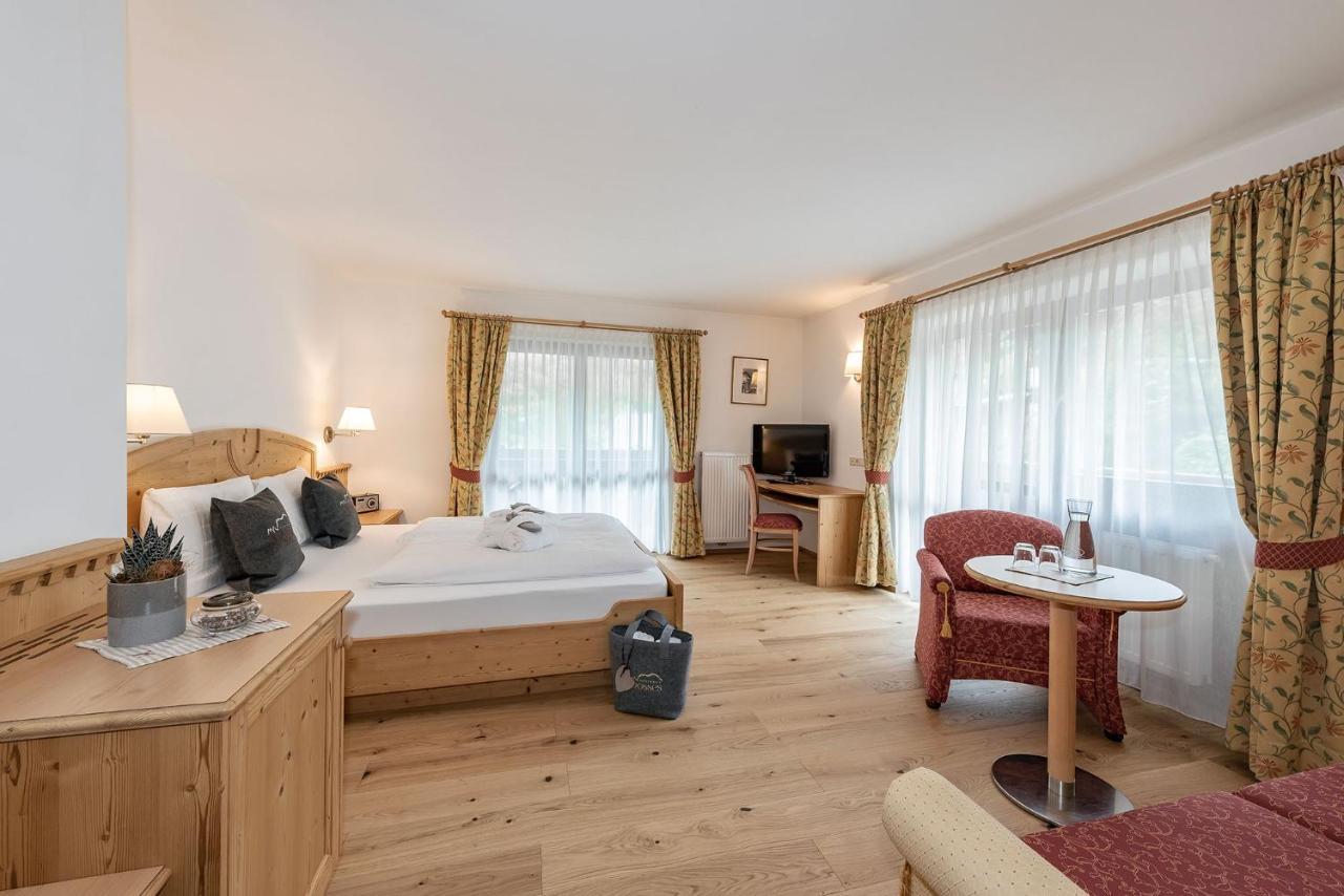 Hotel Dosses Tires Bagian luar foto