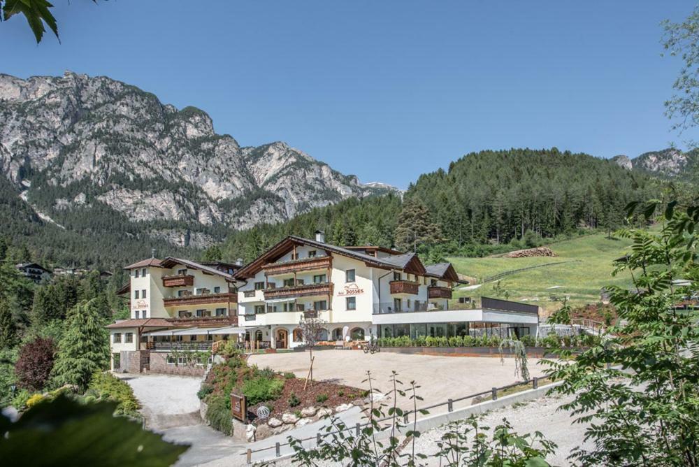 Hotel Dosses Tires Bagian luar foto